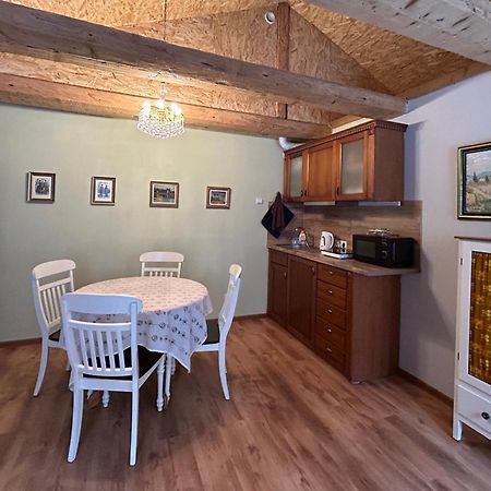 A1 Apartments With Free Parking 리가 외부 사진